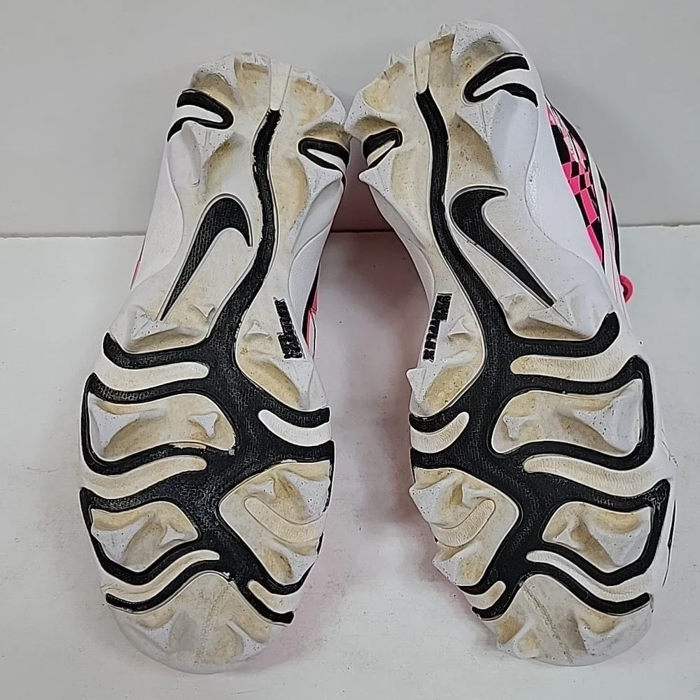 Nike‎ Jr Football Cleats Pink Black Youth Size 3.5Y Soccer Cleats Youth